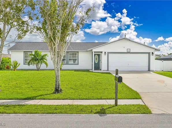 1519 Academy Blvd, Cape Coral, FL 33990