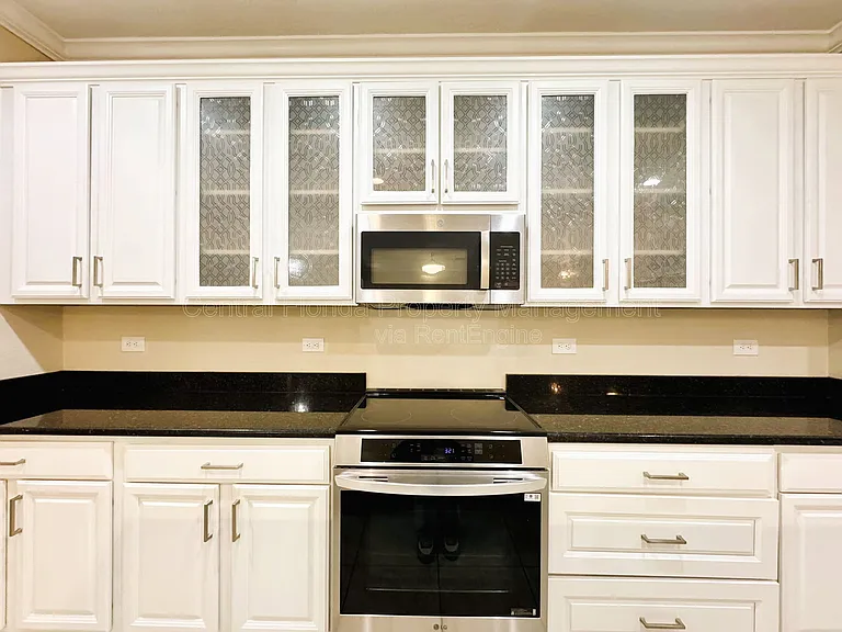 6621 Helmsley Cir — Photo 15
