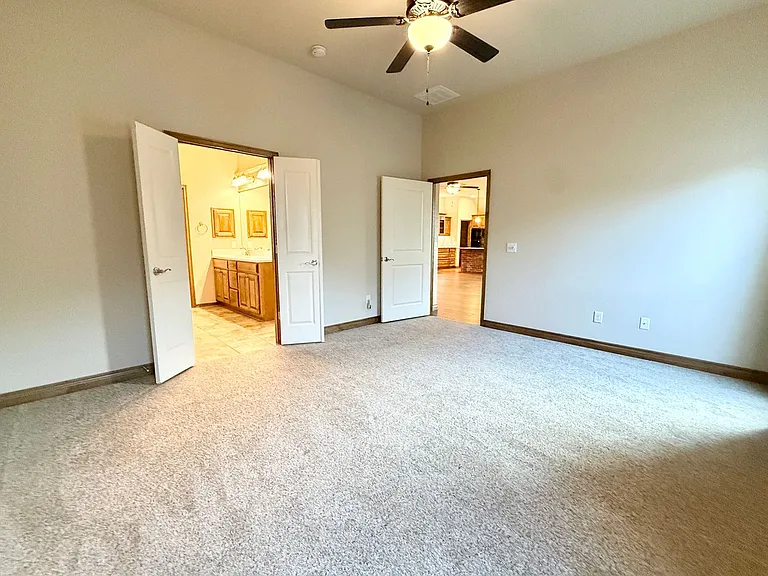 706 Sedona Dr — Photo 11