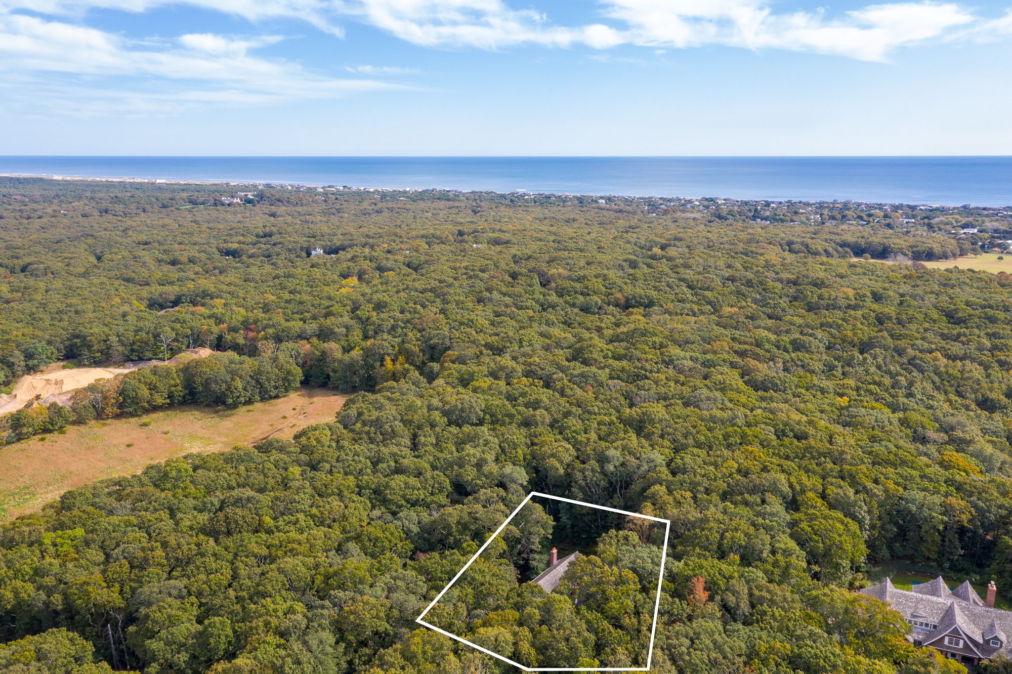 96 Fresh Pond Rd, Amagansett, NY 11930 Out East