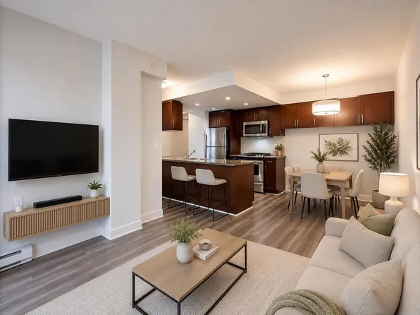 3811 Hastings St #403, Burnaby, BC V5C 6V2