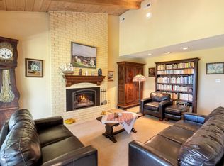 2174 Chuleta Ct, Los Altos, CA 94024