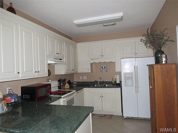 4th image of 6405 Covington Villas Dr