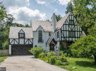 1210 W Wynnewood Rd, Wynnewood, PA 19096