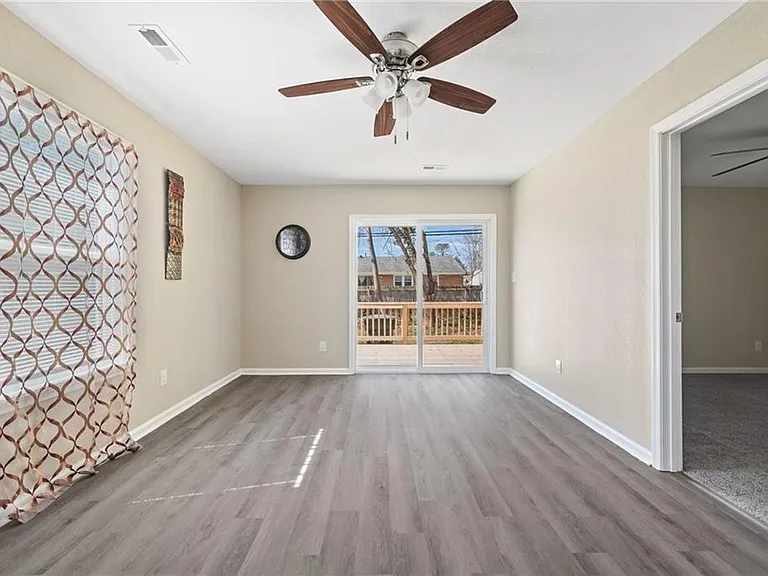 413 Highland Ave — Photo 6