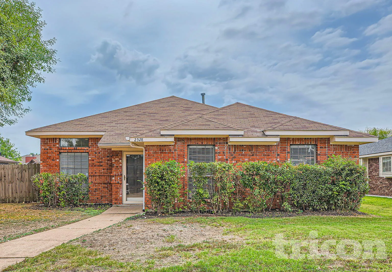 2528 Widgeon Way Mesquite TX — Photo 2