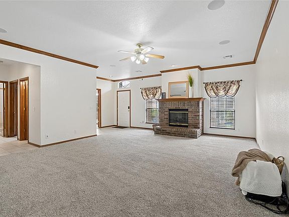 5th image of 16104 Vintage Ct