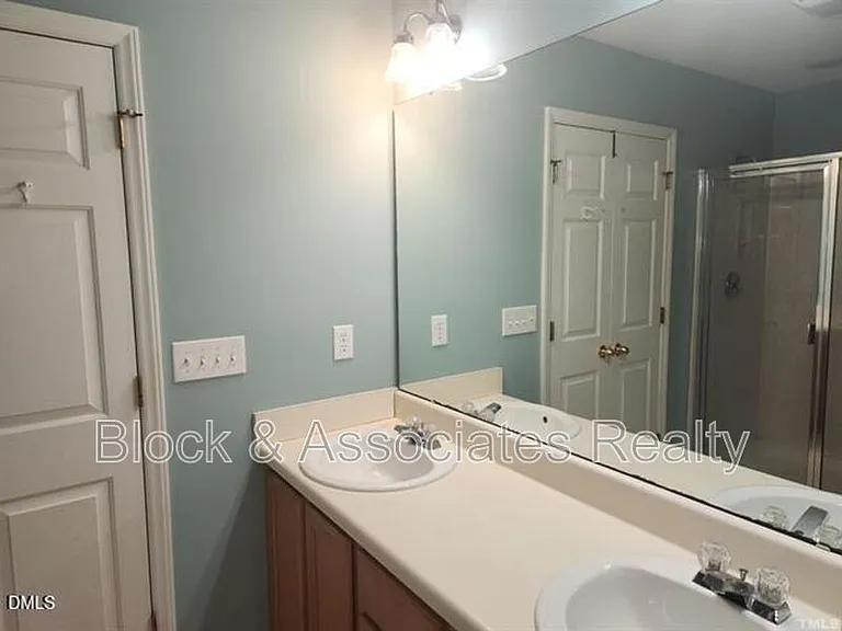 2630 Vega Ct — Photo 12