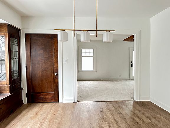 5th image of 15633-15635 Delaware Ave #Up