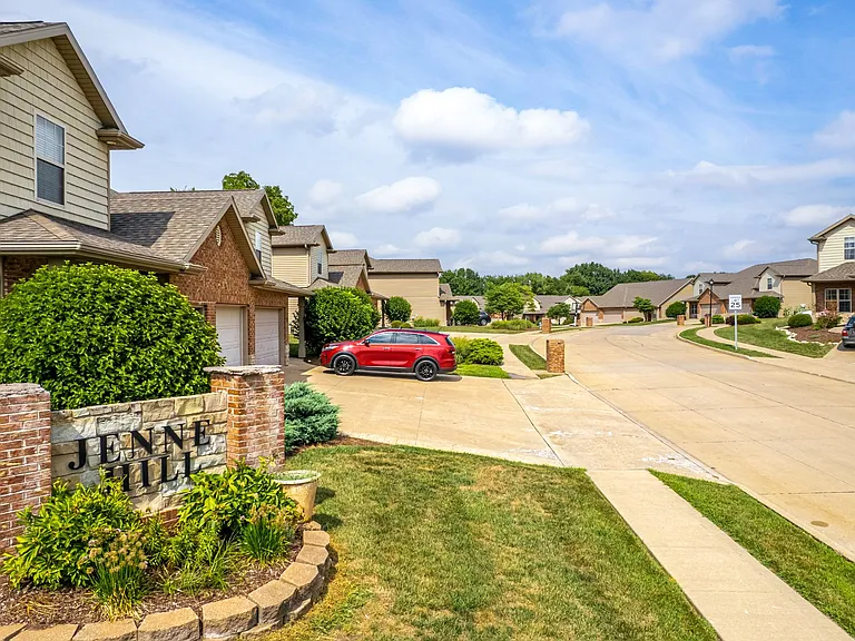 3101 Jenne Hill Dr — Photo 4