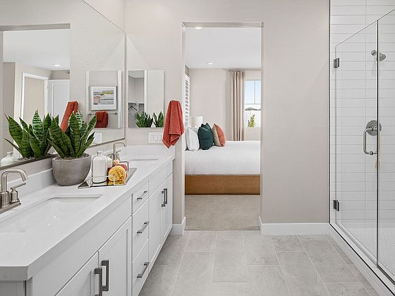 The Villas at North Creek - Plan 3503 - Primary Bath Model Photography