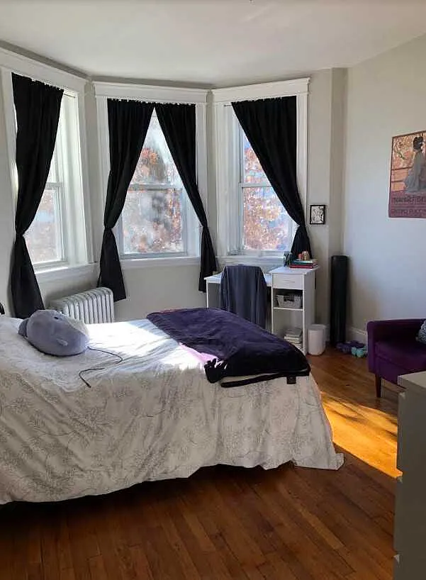 2 bed, $2,600 — Photo 4