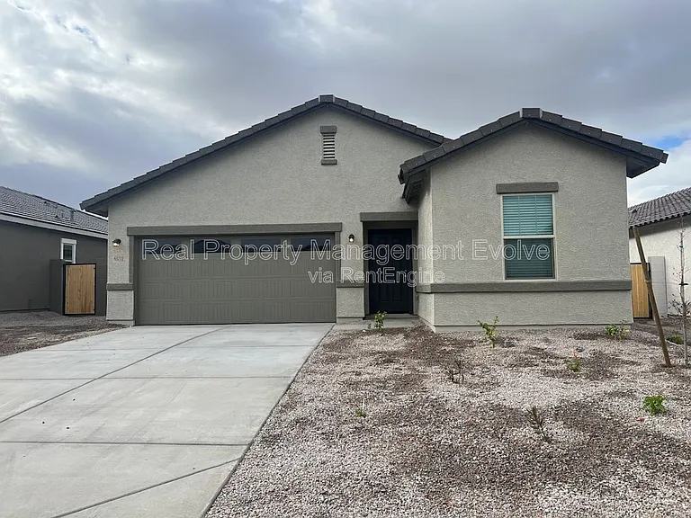 6511 W Magdalena Ln — Photo 1