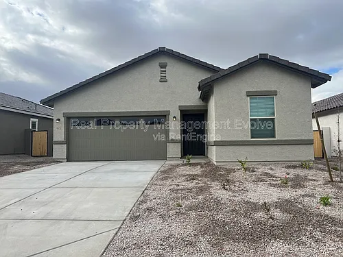 6511 W Magdalena Ln Photo 1