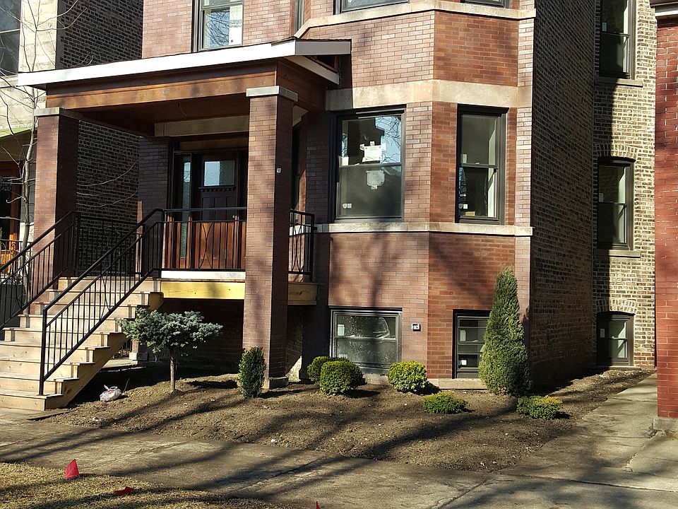 1st image of 2224 W Leland Ave