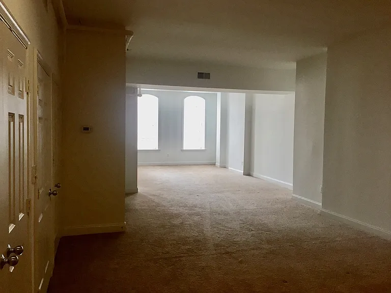 The Lofts at 2nd and LOMA — Photo 25