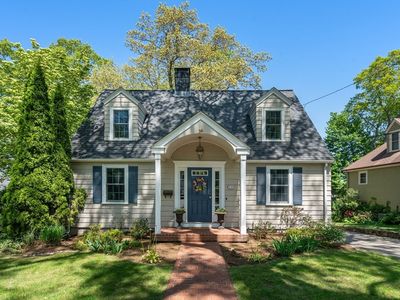 56 Laurel Dr, Needham, MA, 02492