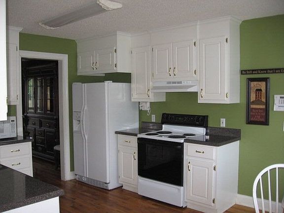4th image of 203 Shadowood Ln