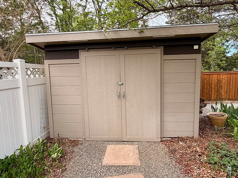 2225 Jewel St — Photo 12