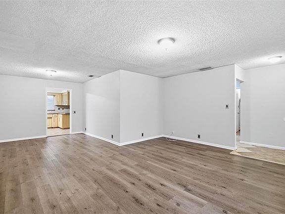 5th image of 1534 Lagoon Rd