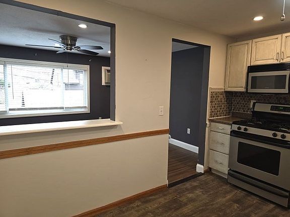 5th image of 70 Mudge St #12