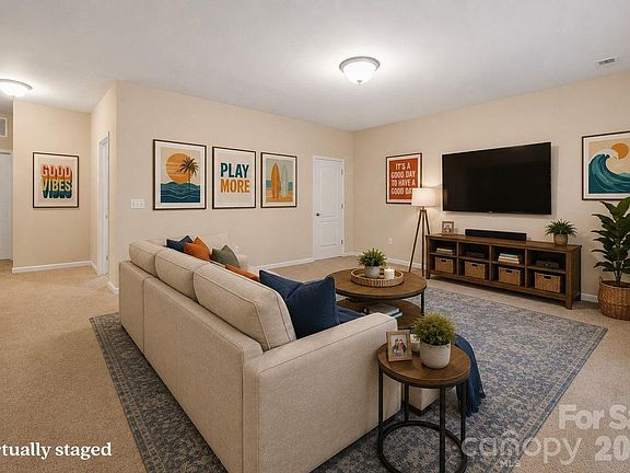 2nd image of 878 Treasure Ct