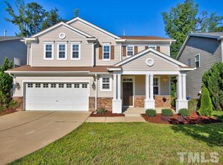 417 Ashdale Dr, Fuquay Varina, NC 27526