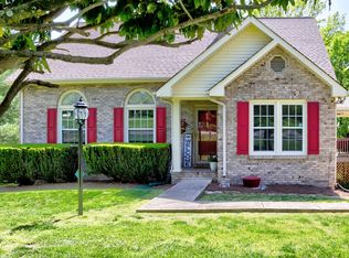 1890 Bradbury Rd, Adams, TN 37010