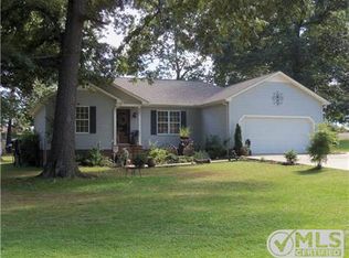 221 Myers Rd, Winchester, TN 37398