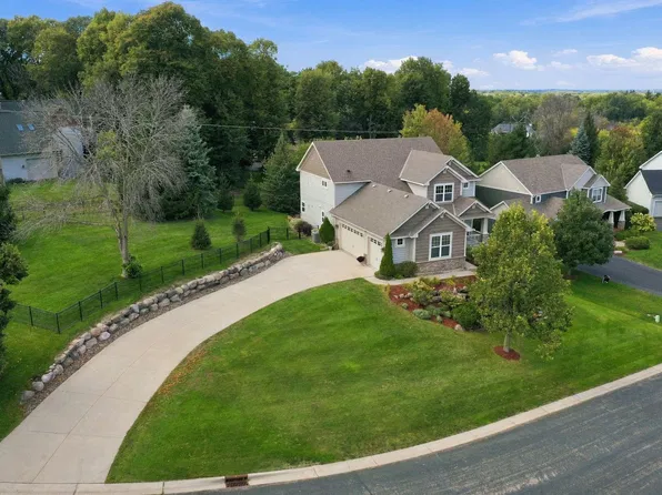 2388 Highover Trl, Chanhassen, MN 55317