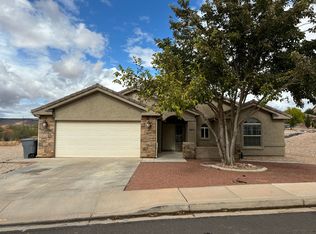 909 N Caddington Rd, Washington, UT 84780