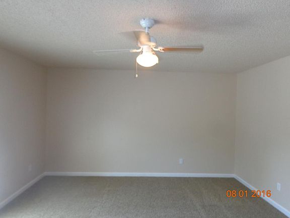 2nd image of 885 La Sierra Ct