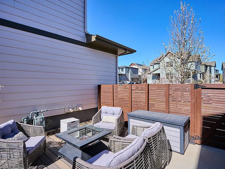 9714 Bennett Peak St — Photo 39