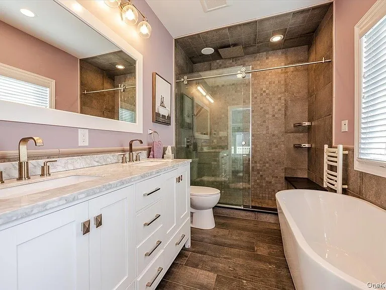 206 Grand Blvd — Photo 13