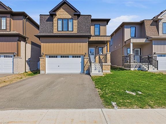 2nd image of 20 Hillcroft Way