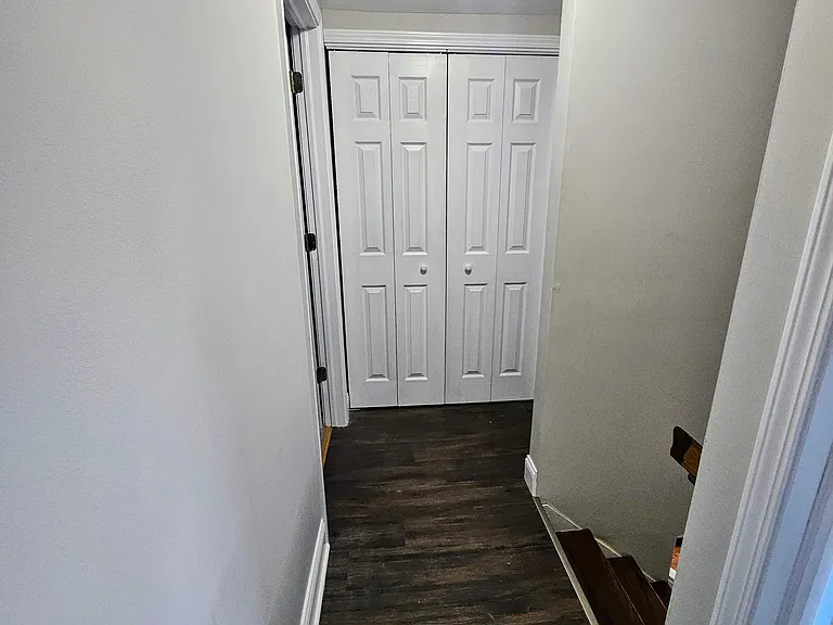 203 N Page St — Photo 21