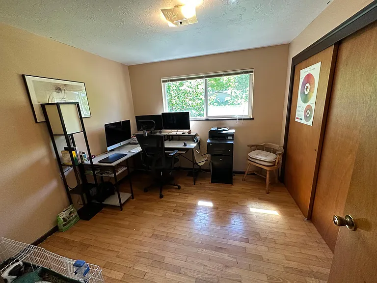 2435 Taylor St — Photo 9