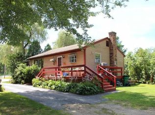 69 Oak St, Rochester, NH 03839