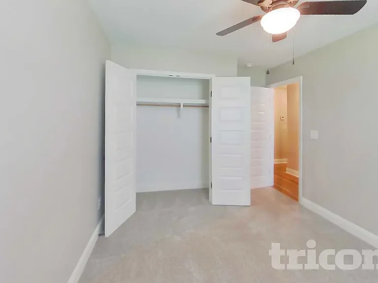 341 Green Hills Dr — Photo 9