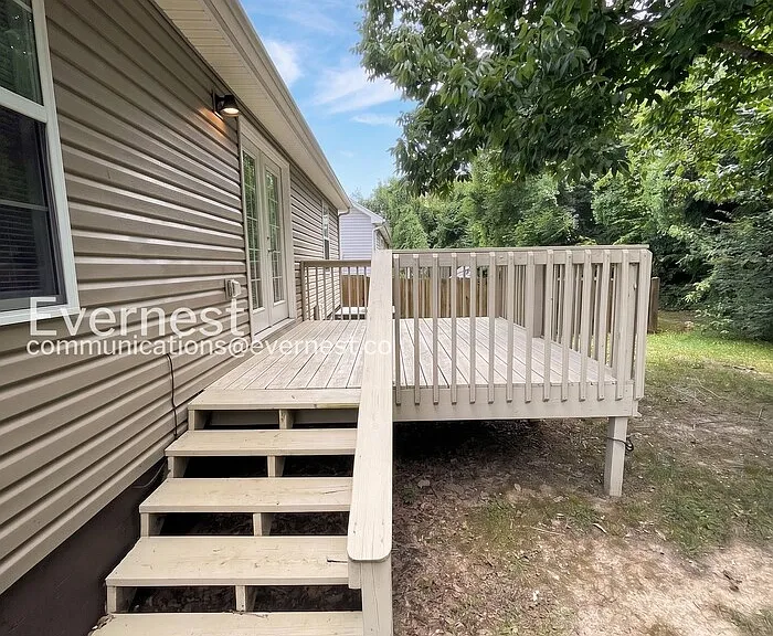 636 Laramie Dr — Photo 24