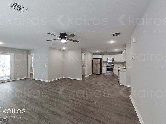 4th image of 158 Cottage Grove Rd