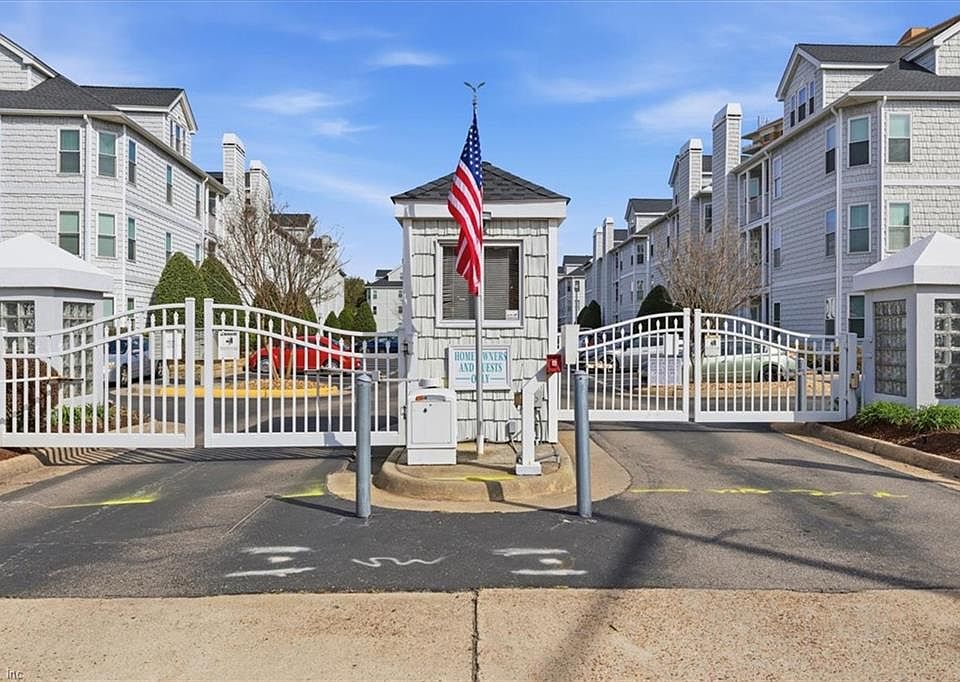 1st image of 2312 Beach Haven Dr APT 102