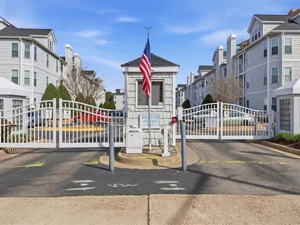 2312 Beach Haven Dr APT 102, Virginia Beach, VA 23451