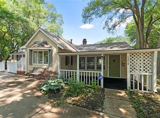 1210 Highgrove Rd, Grandview, MO 64030