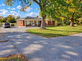 1730 S Lapeer Rd, Lake Orion, MI 48360