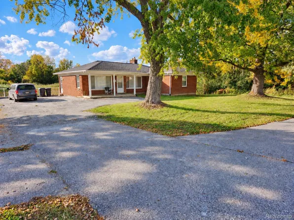 1730 S Lapeer Rd, Lake Orion, MI 48360