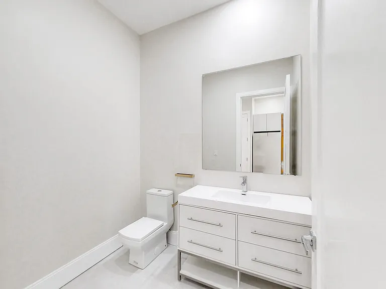 1 Jackson St #201 — Photo 11