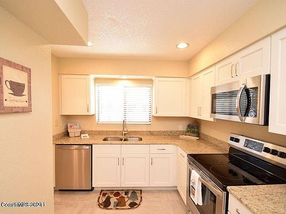 5th image of 670 Cedar Side Cir NE #670