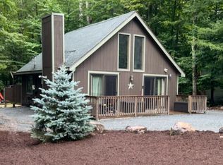 2681 Rockway Rd, Lake Ariel, PA 18436