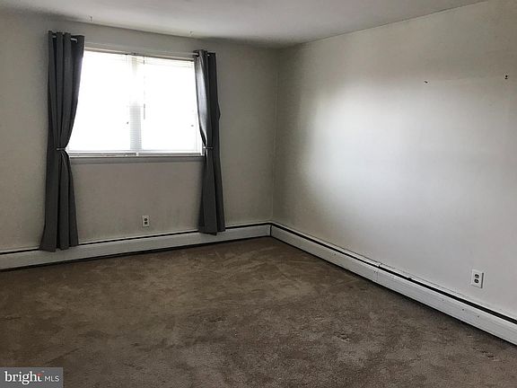 5th image of 335 E Lancaster Ave Unit F20